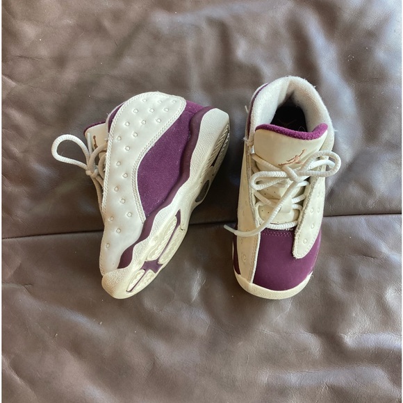 Air Jordan 13 Retro GT
'Bordeaux shoes in Size 8C - Picture 3 of 11